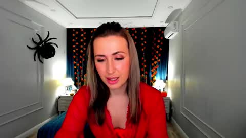 Olivia online show from November 6, 7:42 pm