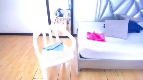 goldenn_ass1 online show from November 28, 5:54 am