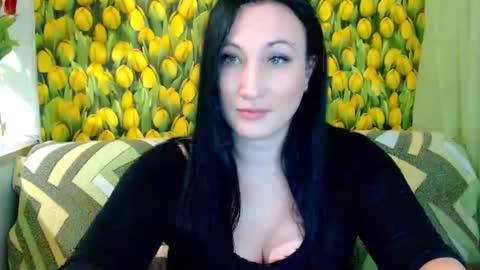 Snapshot of goldmoonn chatting on March 10, 3:41 pm goldmoonn online show from March 10, 3:41 pm