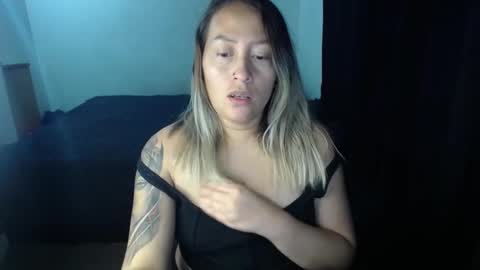 nathalia online show from December 4, 2:31 am