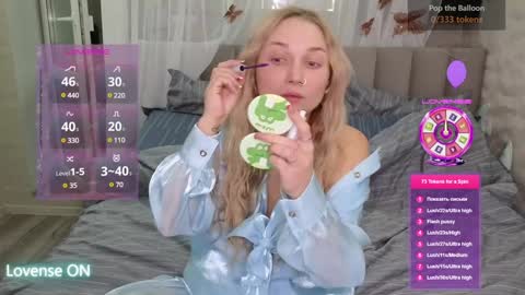 goodgirl0024 online show from January 2, 8:24 pm