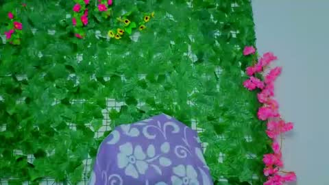 goodgirl_honey online show from July 2, 3:23 am