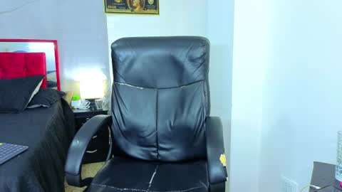 Goodgirlxxxl online show from June 23, 3:26 am