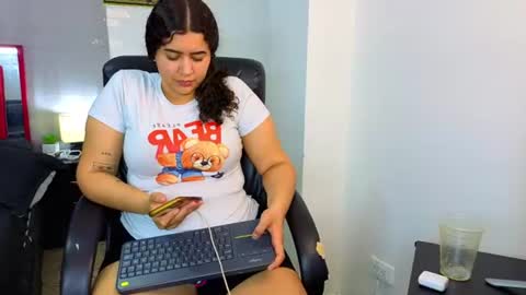 Goodgirlxxxl online show from June 25, 7:13 am