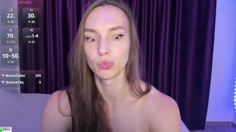 goodnight_kitty online show from September 13, 10:51 pm