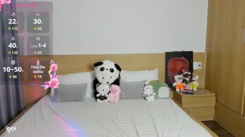 gorgeousline online show from September 13, 1:57 am