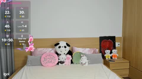 gorgeousline online show from September 18, 1:26 am