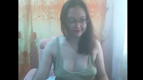 gorgeousmama online show from October 5, 3:22 am