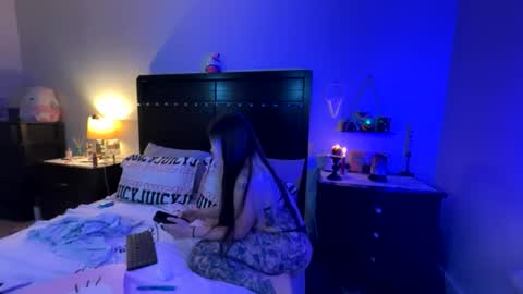 gothbaby305 online show from July 25, 4:41 am