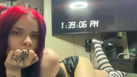 gothbunniexoxo online show from May 6, 5:39 pm