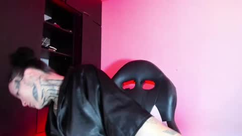 Snapshot of gothic9goddes chatting on September 8, 2:38 pm GG online show from September 8, 2:38 pm