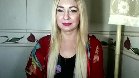 Grace Dora online show from February 8, 10:45 pm