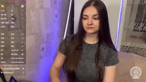 Grace Brown online show from May 15, 11:29 pm