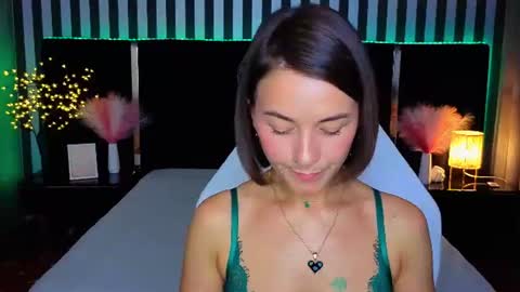 gracefulmichelle online show from June 15, 7:14 pm