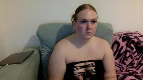 Grace Loves online show from December 22, 4:21 pm