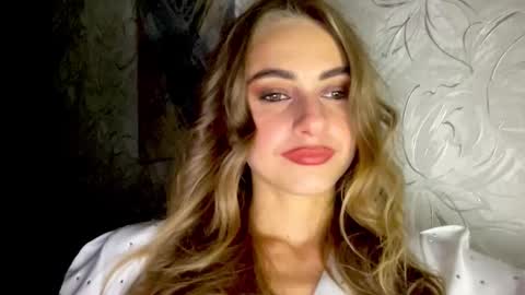 gracetorrezz online show from September 19, 6:18 pm