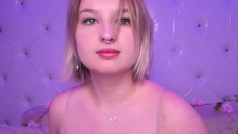 grase_neon online show from June 29, 1:45 am