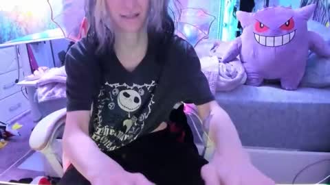 GreenEyedLovexo online show from January 14, 5:07 pm