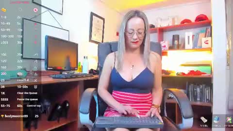 greta_voss online show from July 14, 8:13 pm