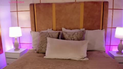 Greta Velvet  online show from July 28, 8:01 pm