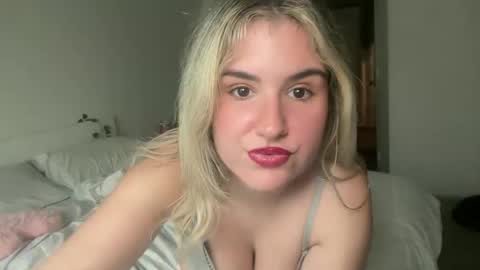 grrlgod online show from February 1, 7:23 pm