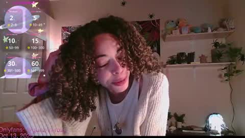 Kylie online show from October 13, 4:09 pm