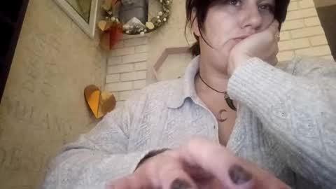 gwendolynfoster online show from October 22, 3:17 pm