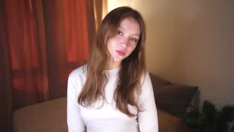 Molly online show from June 24, 3:44 pm