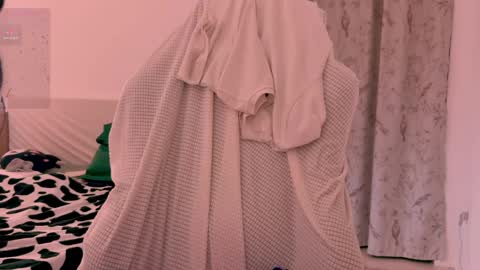 Lana online show from April 15, 8:31 pm