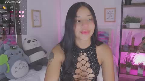 Hade online show from February 16, 6:41 pm