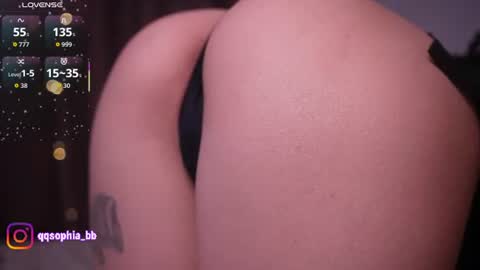 Hi Im Sophia Glad to see you in my room  PVT is open online show from July 18, 1:42 am