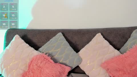 Snapshot of haileebeer_ chatting on February 7, 3:30 pm Hailee online show from February 7, 3:30 pm
