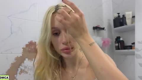 hailey_would online show from October 21, 10:03 pm