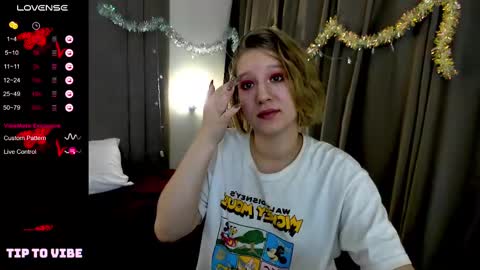 Snapshot of haileyfoxy chatting on January 10, 2:35 am Hailey online show from January 10, 2:35 am