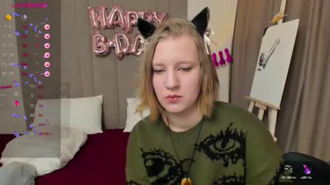 Snapshot of haileyfoxy chatting on March 12, 2:30 am Hailey online show from March 12, 2:30 am