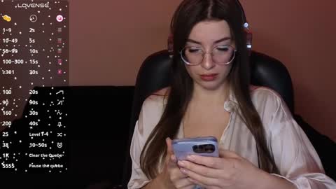 Snapshot of haily_heavenly chatting on December 16, 10:29 am HailyHeavenly online show from December 16, 10:29 am