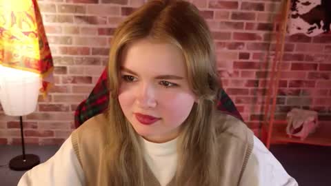 Snapshot of haleysun chatting on October 15, 1:57 pm HaleySun online show from October 15, 1:57 pm