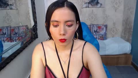 Hallie online show from November 18, 12:22 am