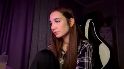 Holly online show from November 28, 8:56 pm