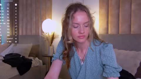 Hanah online show from July 15, 10:31 am