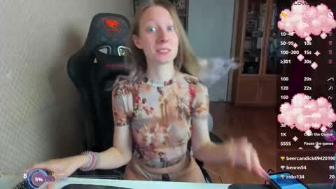 Mila online show from October 11, 9:14 am