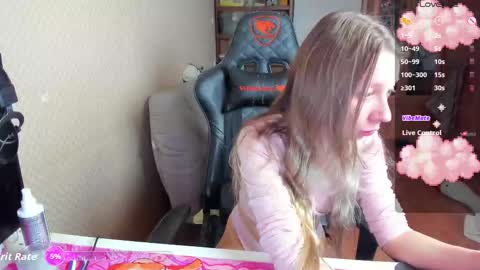 Mila online show from December 4, 10:39 am