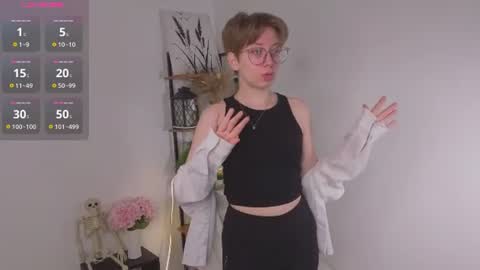 Nora online show from July 15, 1:54 am