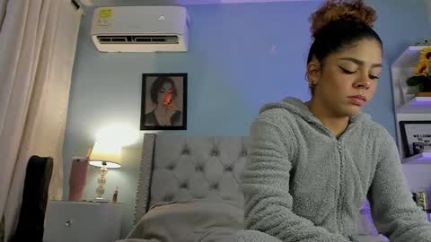 HANNA  online show from January 19, 2:47 am