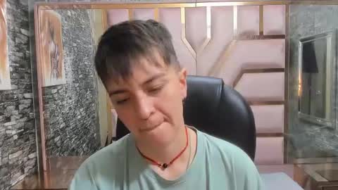 Hanna online show from June 14, 2:24 am