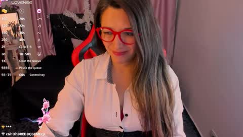 hanna_ma online show from January 6, 6:44 pm