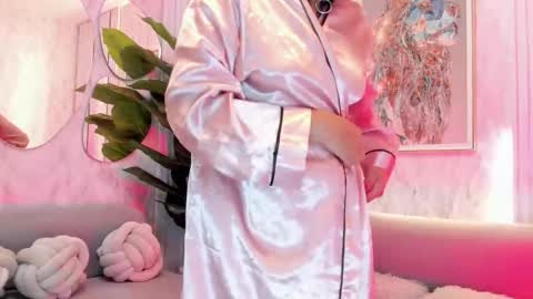 EVA online show from February 20, 6:19 am