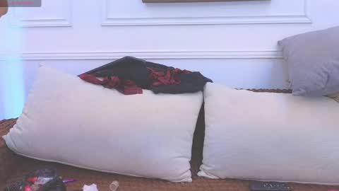 HANNA SOFIA online show from March 19, 11:25 am