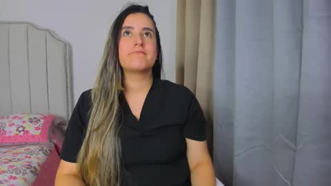 Hanna online show from April 9, 1:19 am