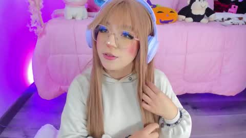 hannacutegod online show from February 17, 5:51 am